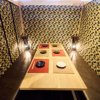 他にも完全個室席は12名様程度・25名様程度をご用意しております。ご予約状況によってはご希望のお席へのご案内が難しい場合がございます。ご予約はお早めがおすすめです。