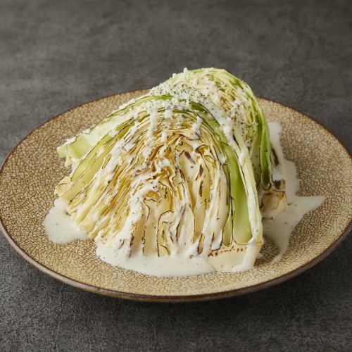 焼きキャベツのシーザーステーキ