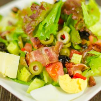 The Olive Whimsical Mixed Salad