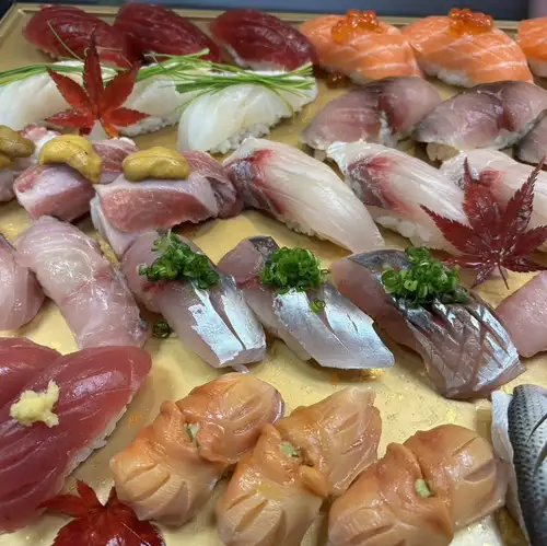 旬の極上ネタを彩る職人技の寿司