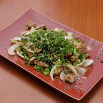 ホルモン焼き【ネギ塩・ニンニク醤油】