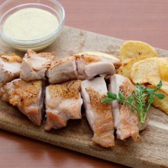 骨までうまい！鶏の旨み焼き