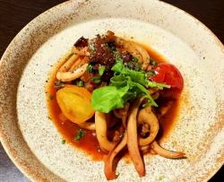 イカの八リッサ添え