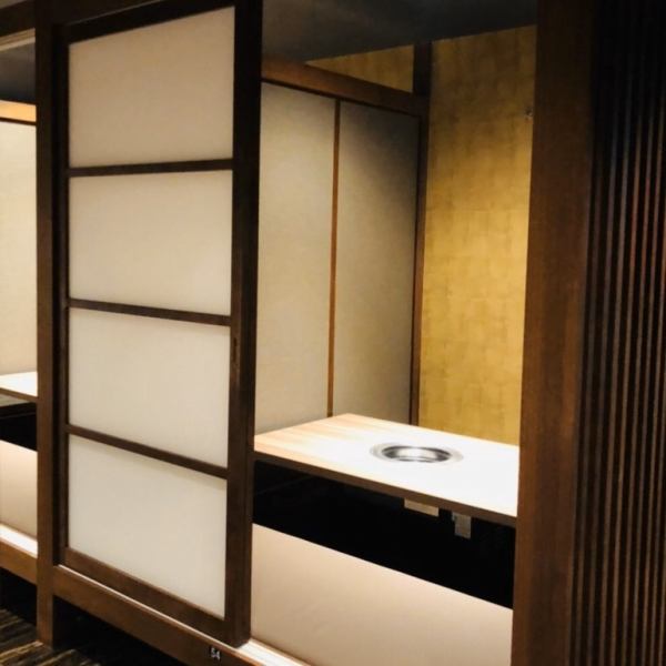 【2～25名可のテーブル個室も】テーブル個室は2名用～25名用まで豊富に有ります。デートや女子会・ご家族でのお食事・ご宴会等、ゆっくりお忍び感覚でお食事できます♪