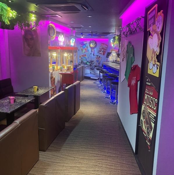 ≪ゆったりくつろげるBOX席≫ソファ席◆温かなライトが照らす店内は、いつでも帰って来たくなるような大人の隠れ家空間です。人数が多い時でもご利用いただけるBOXソファ席をご用意しておりますので、宴会や女子会、接待の際にもぴったりです◎