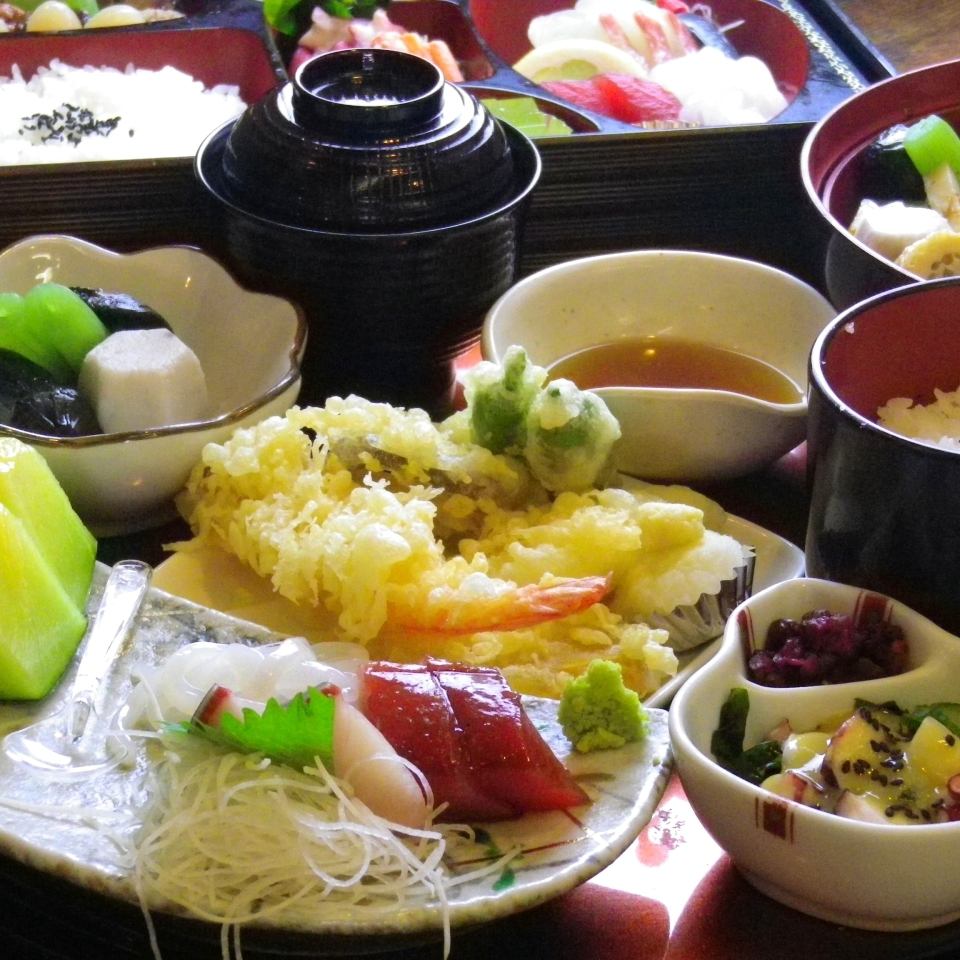 本格懐石の純和風宴会は子どもからご年配の方まで大好評♪