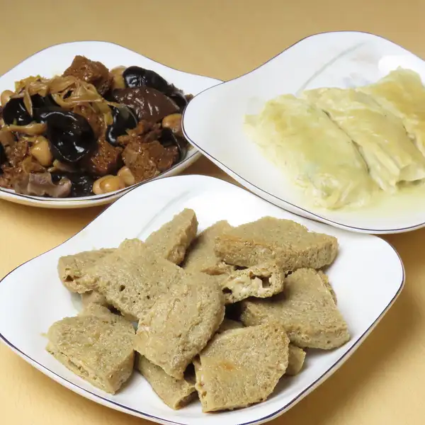 【珍しい上海の味】お麩と野菜の「コーフー」／圧縮豆腐の甘辛煮「スーチー」