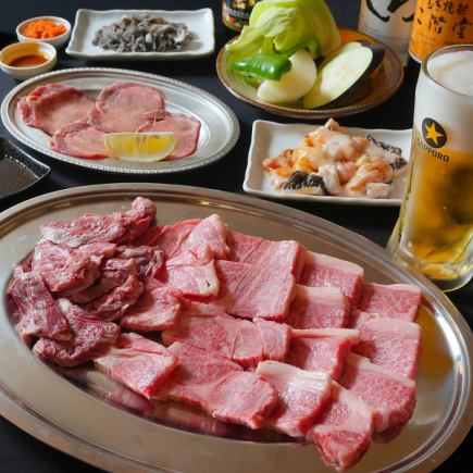 【飲み放題120分付】厳選した九州産黒毛和牛やホルモンを味える≪贅沢コース/5,500円(税込)≫