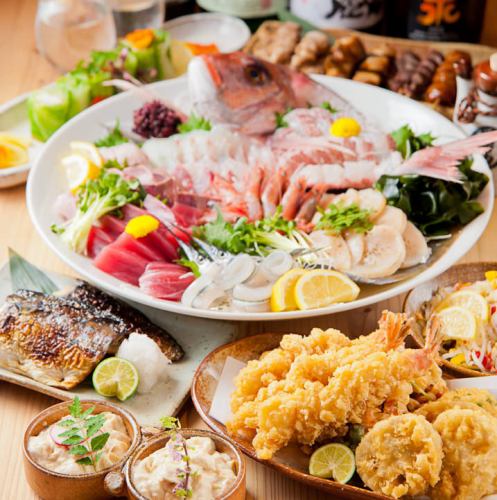 Lunch banquets and lunch drinks are welcome! Drinks are 300 yen at lunchtime! All-you-can-drink courses start at 3,000 yen