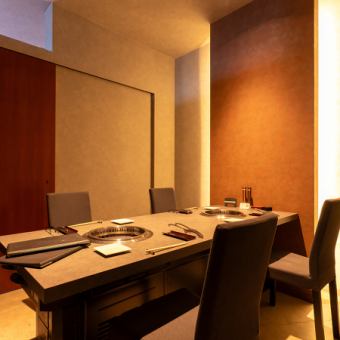 ４名様用の個室です。