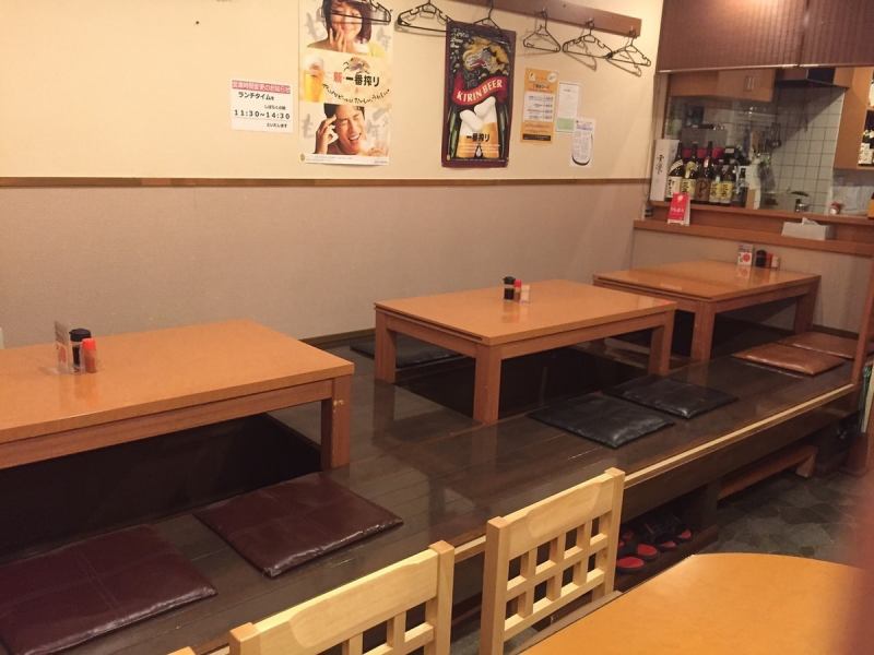 [Digging for 4 people] Relax by stretching your legs ♪ This is a cozy home where you can enjoy a little drink by yourself or after work.Even if you can not drink alcohol, we are waiting for the main meal.We will treat you with the taste of home.