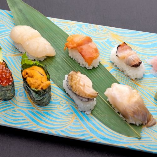 Live shellfish luxury sushi seven pieces