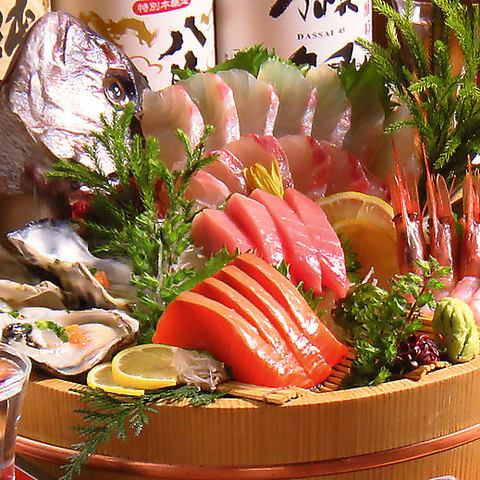 Speaking of the true value of Shoya, assorted sashimi with plenty of fresh fish!