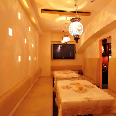 To medium size booking please