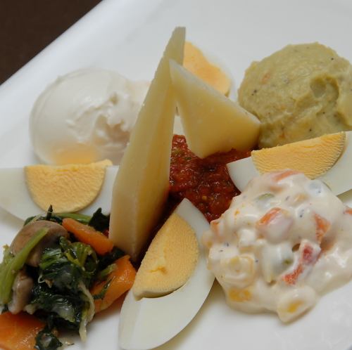 メゼの盛り合わせ