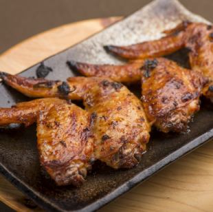 チキン手羽先の窯焼き