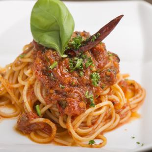 ナポリターナ　/　アラビアータ　/　ペッツォ　