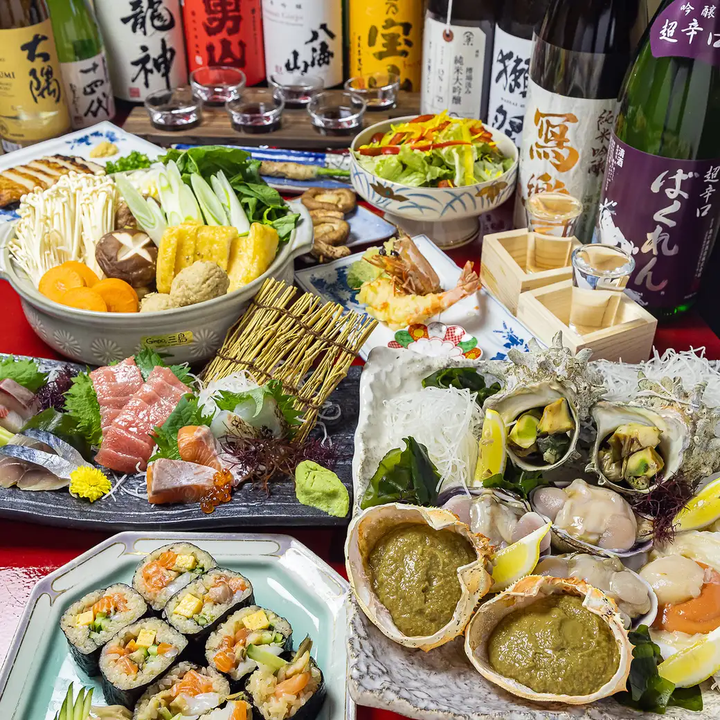 【浜焼きと地酒を気軽に楽しむ駅近の大衆酒場空間】