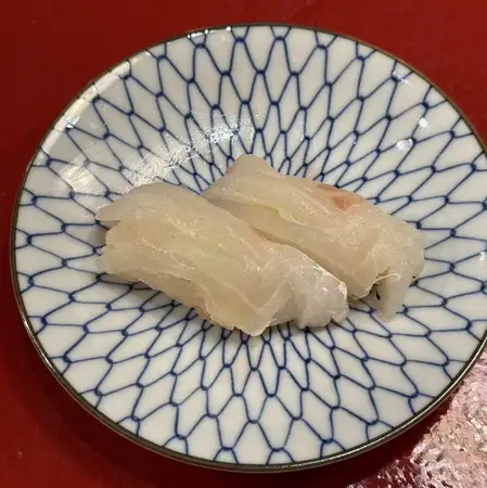白身/間八（カンパチ）/烏賊（イカ）/しめ鯖/玉子/タコ