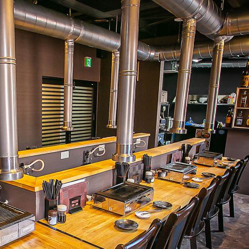 Our store has 16 counter seats ☆ Recommended for a wide variety of occasions!