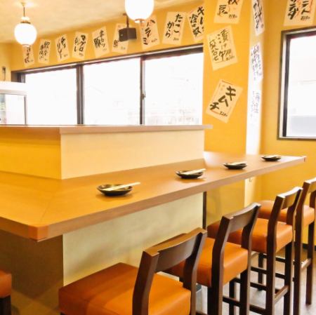 Counter seats that you can relax from one person ♪
