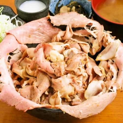 ガッツリ肉ランチ！1000円(税込)からございます★
