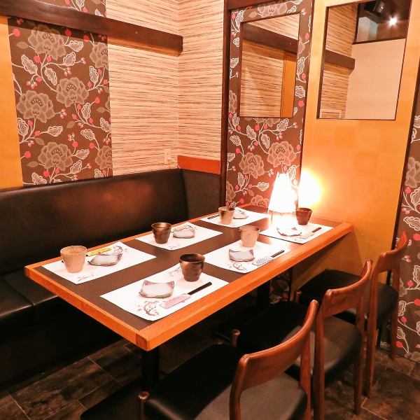■最大57名様まで貸切OK！■飲み放題付きコースは4500円(税込)～あり！利用人数やご予算、シーンに合わせて幅広くご利用いただけます♪コースは、しゃぶしゃぶ、焼きしゃぶ、牛しゃぶ、食べ比べ等、幅広くそろっています。プロジェクターも完備しているので貸切の宴会にもピッタリです★ぜひお気軽にご利用くださいませ！