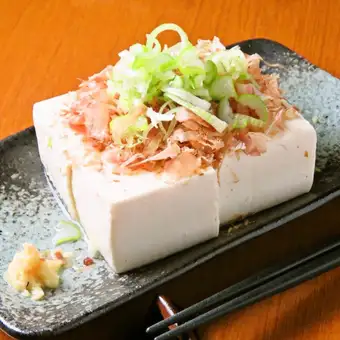 大塊冰鎮豆腐/冰番茄