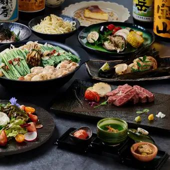 ～桂香コース～和牛ロース薪焼き・帆立の薪焼き・選べる2種の薪もつ鍋など全10品⇒7000円(税込)