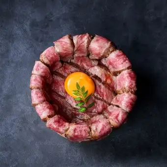 A5黒毛和牛の博多牛まぶし【赤身の肉2倍】※11:00分～14:30まで入店ランチタイム限定メニュー