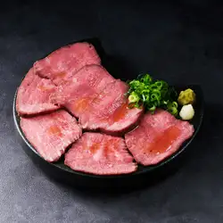 牛タン刺し