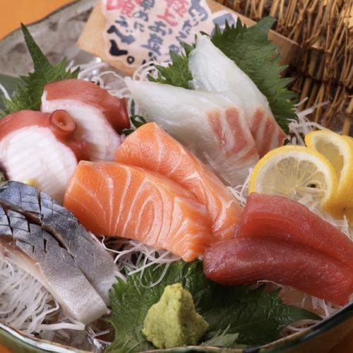 Taste delicious fish in Shin-Osaka!