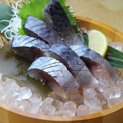 Our specialty! Sotenshime mackerel sashimi
