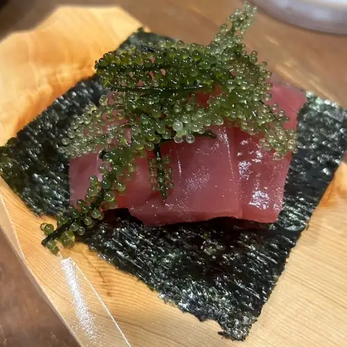 マグロ海ぶどう