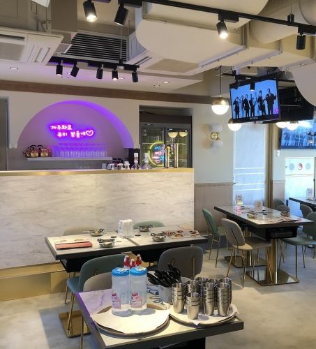在時尚輕鬆的空間享用韓國料理♪
