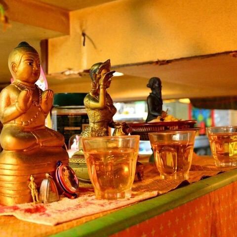 カウンター席は6席ございます。お一人様も大歓迎です★ランチ・ディナーどちらでも気軽にご利用ください!