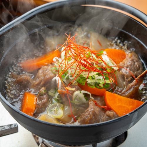 Braised horse tendon