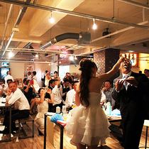 【貸切OK！】大型スクリーンも設置で200人までOKなゆったり空間！お気軽にお問い合わせ下さい！