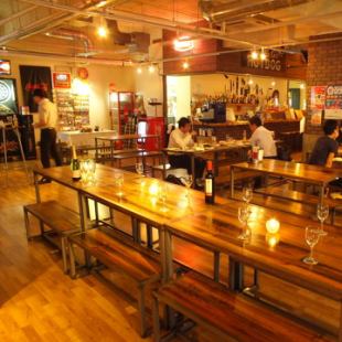 大型TVモニターや、音響、マイク、ゲーム等、パーティーに欠かせない設備はもちろん、プロ司会者やプロカメラマン、シャンパンタワー、ウエディングドレスレンタル等、充実のオプションをご用意しております。お気軽にお問い合せ下さい。