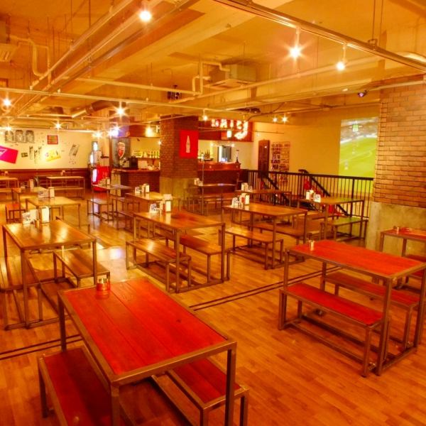 貸切は40名～最大200人まで収容可能！！マイク等の音響設備・大型モニター(３台連動可能)で映像も流せます☆貸切ご利用の場合：最低保障(平日)140,000円・(土日)180,000円(繁忙期は各＋２万)