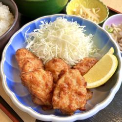 鶏の唐揚げ
