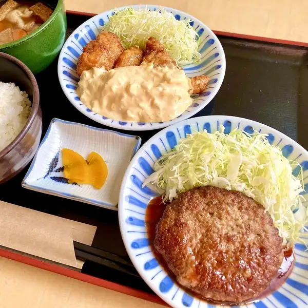 奈良県産お米ヒノヒカリ100％使用！肉料理を中心にこだわりの定食と、奈良の日本酒をご用意しています◎