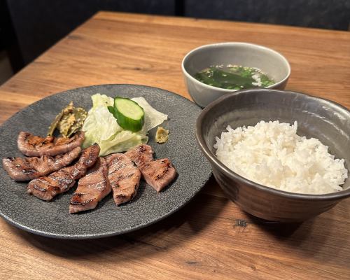 【仙台名物】牛タン定食