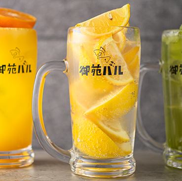 【豊富な飲み物】ビールや日本酒、カクテルなど、お料理と相性の良いお飲み物を豊富に取り揃えております!