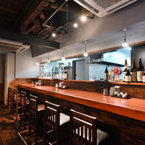 お一人様歓迎！6名様までお座りいただけるカウンター席をご用意。お仕事帰りのサク飲みや、帰宅前に同僚との一杯にもおすすめのお席です☆