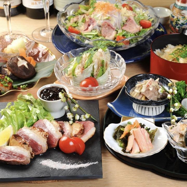 農園から直送の自慢のお野菜を是非ともご賞味下さい。
