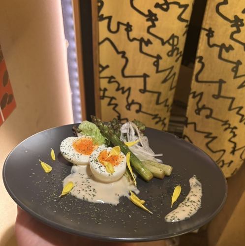 烤芦笋配乌夫蛋黄酱