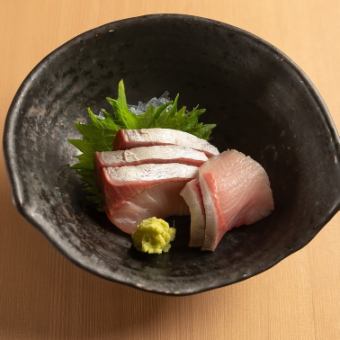 <茨城>しめ鯖/<富山>ブリ