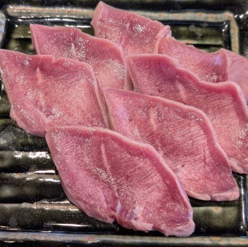 Pork tongue