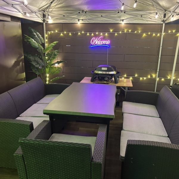 各種飲み会や宴会、打ち上げなど、さまざまなシーンに最適な場所です★ 大勢で楽しむなら、開放感あふれる野外BBQが最高!新鮮な食材を使って、仲間と共にワイワイ楽しむ時間は、心に残る特別な瞬間です。人数に応じてお席の調整も柔軟に行いますので、お気軽にご相談ください♪